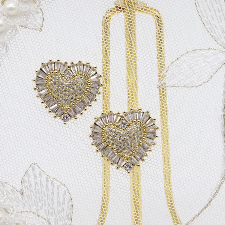 Romantic heart gold brass cz stud earrings 2020 fashion women fashion earrings