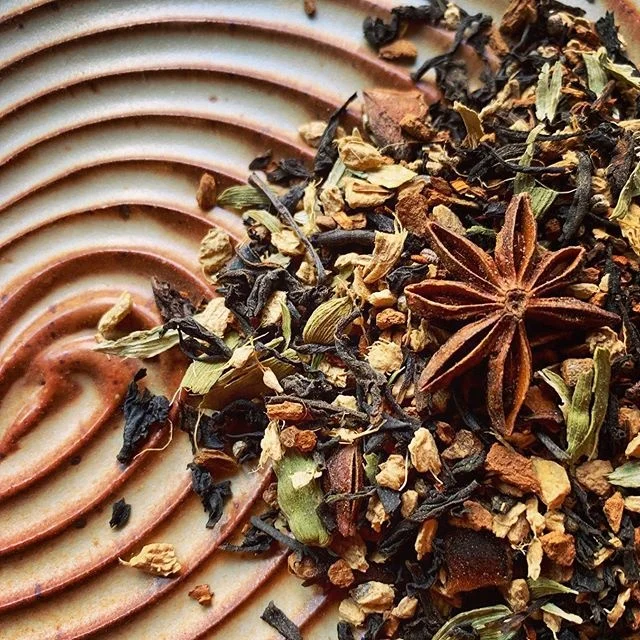 Лидер продаж натуральные вьетнамские травяные лекарственные приправы хорошего качества сушеные звезды анис специи звезда