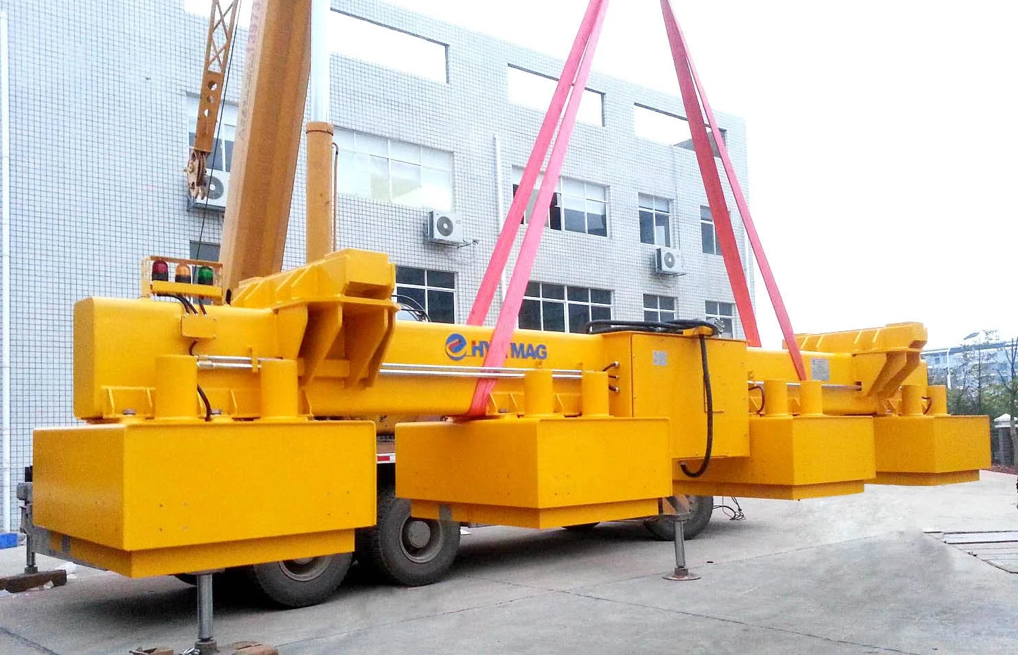 High Safe Performance Plus High Efficiency Electro-permanent magnet lifter for Billets,Slab and Blooms