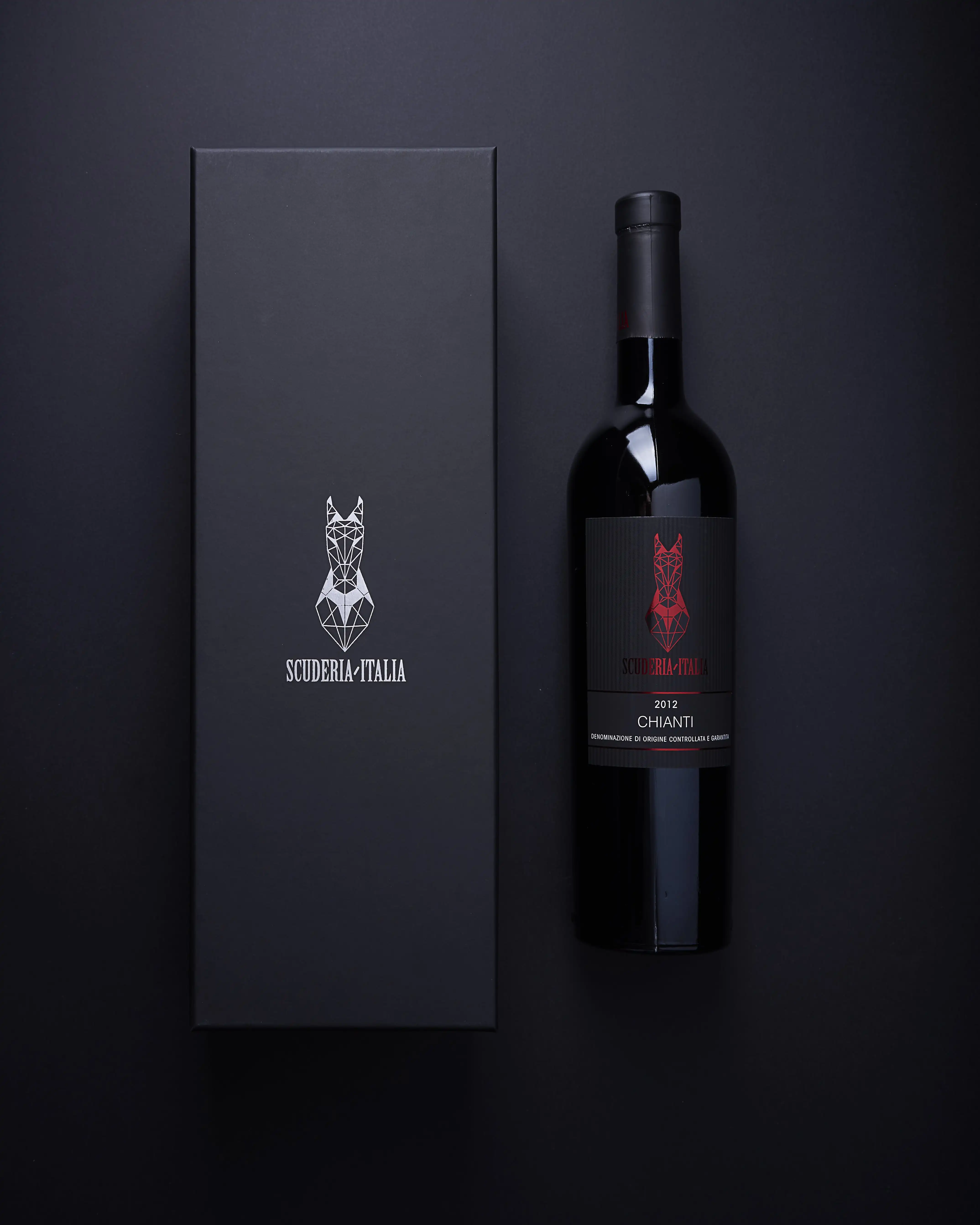Лучшие качества в итальянском стиле; Женский красное вино Кьянти DOCG 2012 Scuderia Италия 0.75L 12.5% Сделано Италии роскошный винный