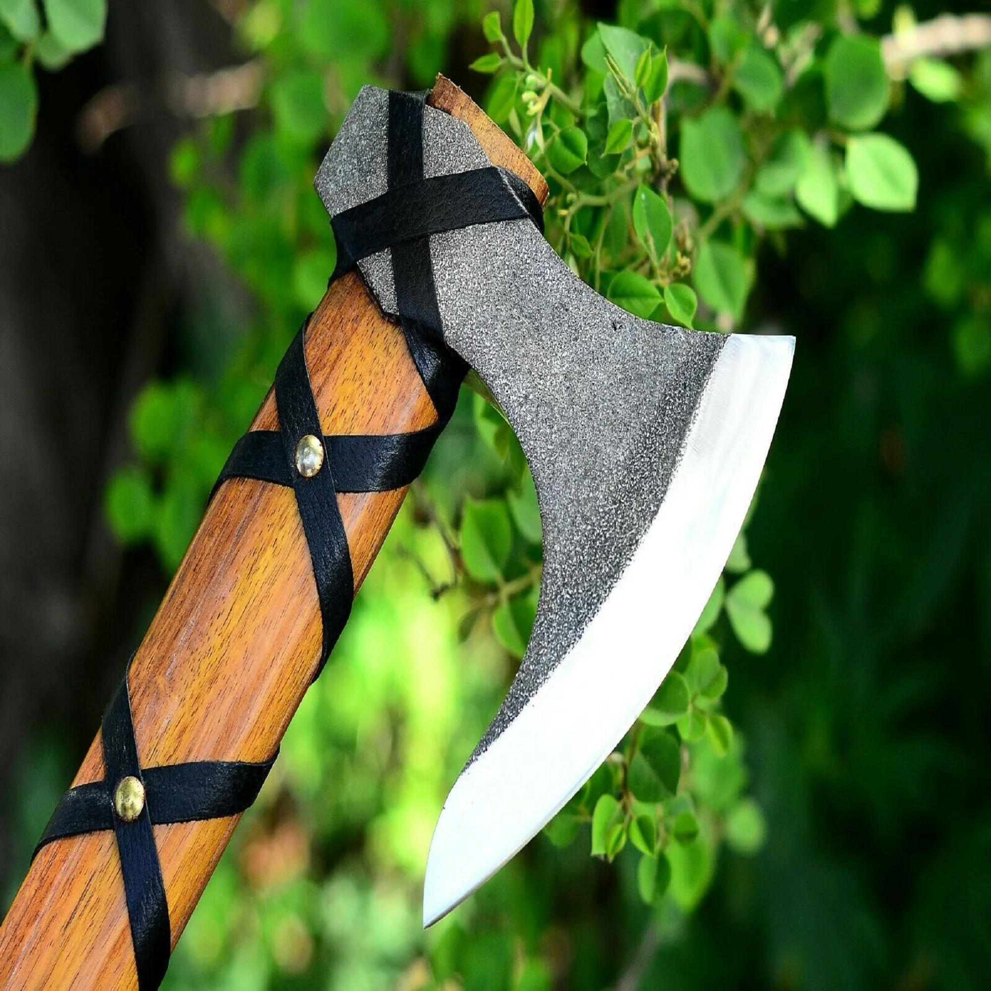 Топор викингов из углеродистой стали ручной работы на заказ Медный топор для выживания природе с деревянной ручкой оптовая продажа фантастические топоры