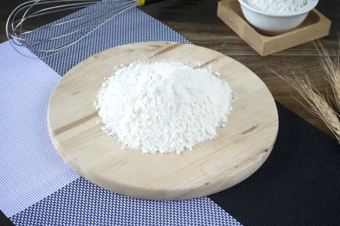 Высококачественная итальянская зернистая пшеничная мука из мельницы Abruzzo 1 кг