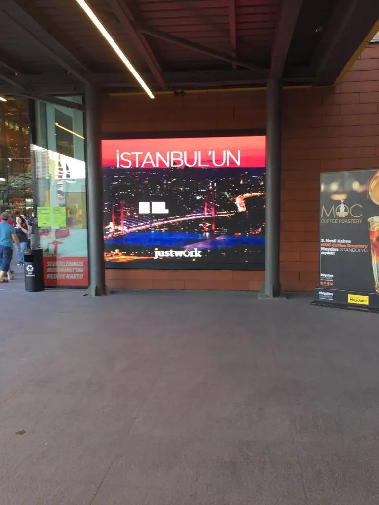 NEW LED Screen Outdoor Advertisement LED Screen High Quality with Competitive Price for Advertising