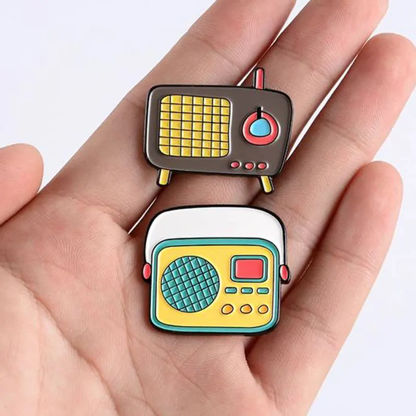 Пользовательский Ретро игровой автомат TV Радио Лента 80s лацкан эмаль