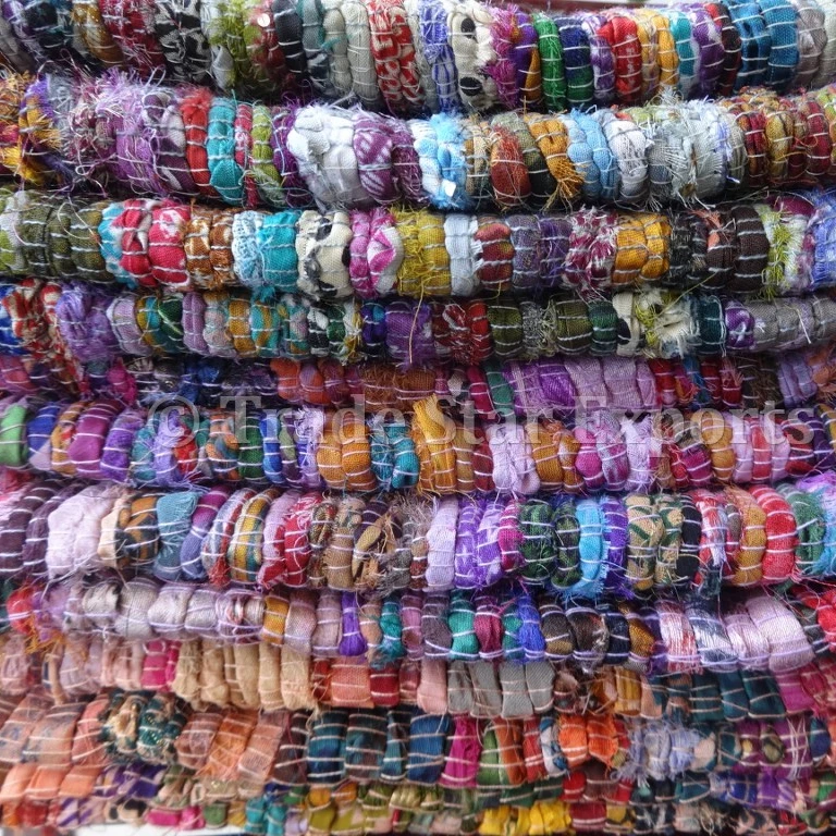 Hand woven indian dhurrie chindi rugs carpets vintage rug flooring wholesale yoga mat