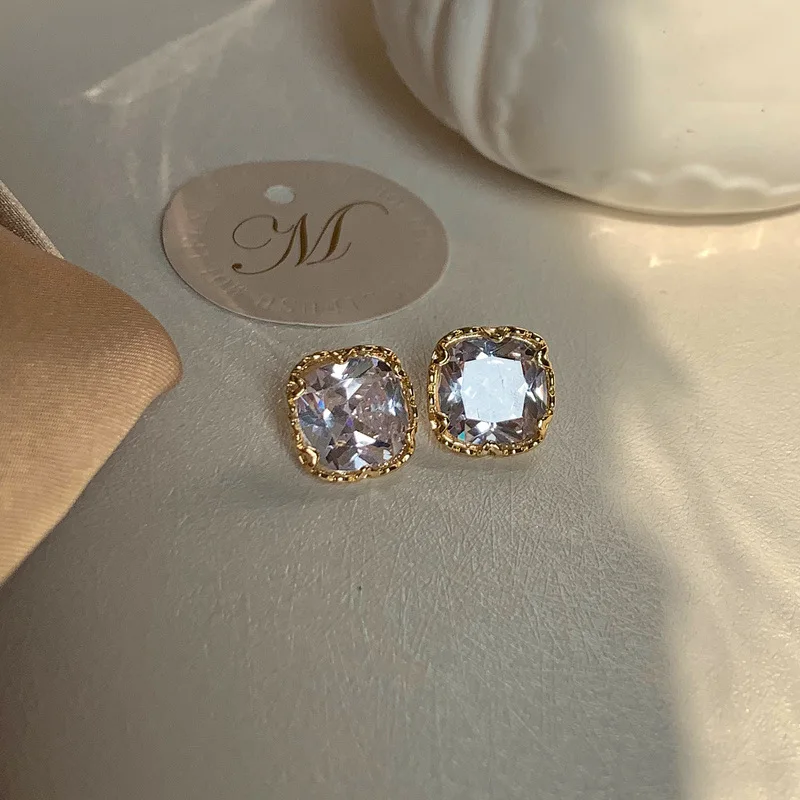 Korean fashion simple design all-match net red with the same square diamond buling 925 silver needle pattern edging earrings