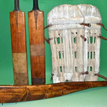 
promotional Vintage Cricket Bat Wooden Customized classic design hot selling cricket bat Customized classic design 