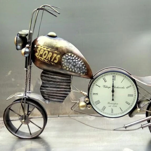 Newest Amazon Hot Selling Custom Design Decorative Metal Red Bike Vintage Design Antique Clock for Home Art WALL Decoration