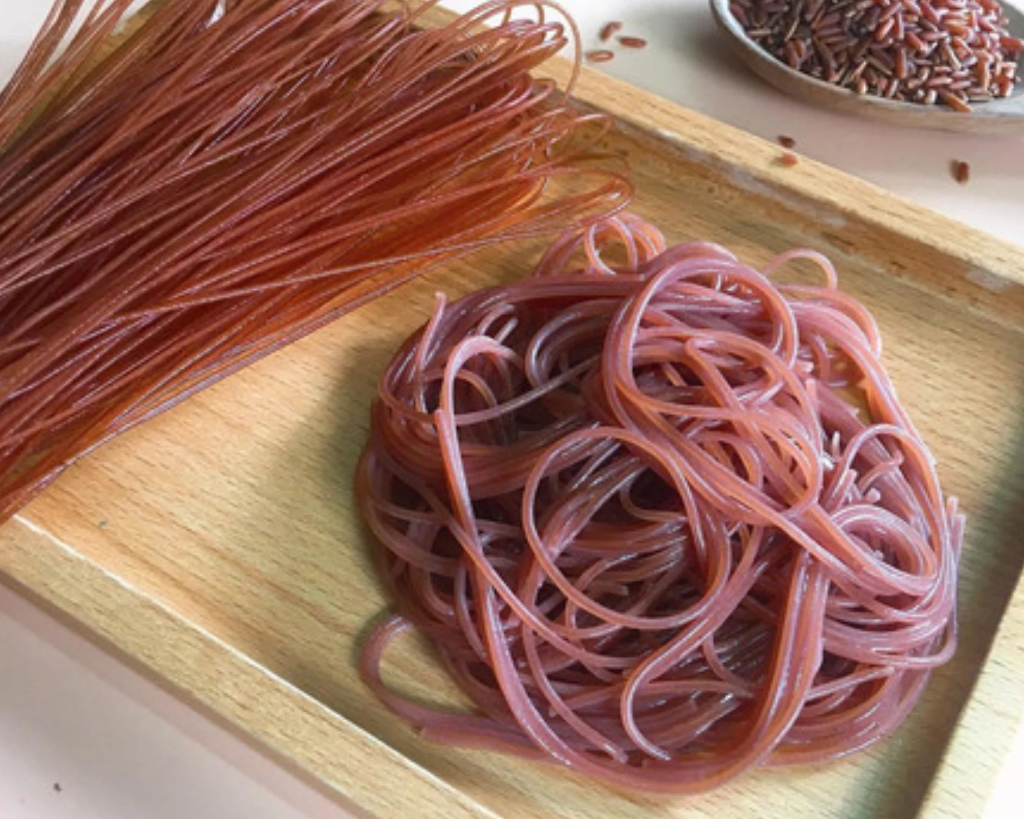 
Dragon blood rice vermicelli Organic Good for health, grown and produced in Vietnam 