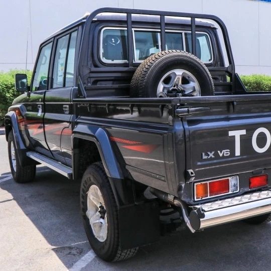 Довольно подержанные автомобили Toyota Land Cruiser 79, продажа отдельных кабин