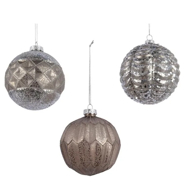 Decorating Christmas Balls Christmas Decorations