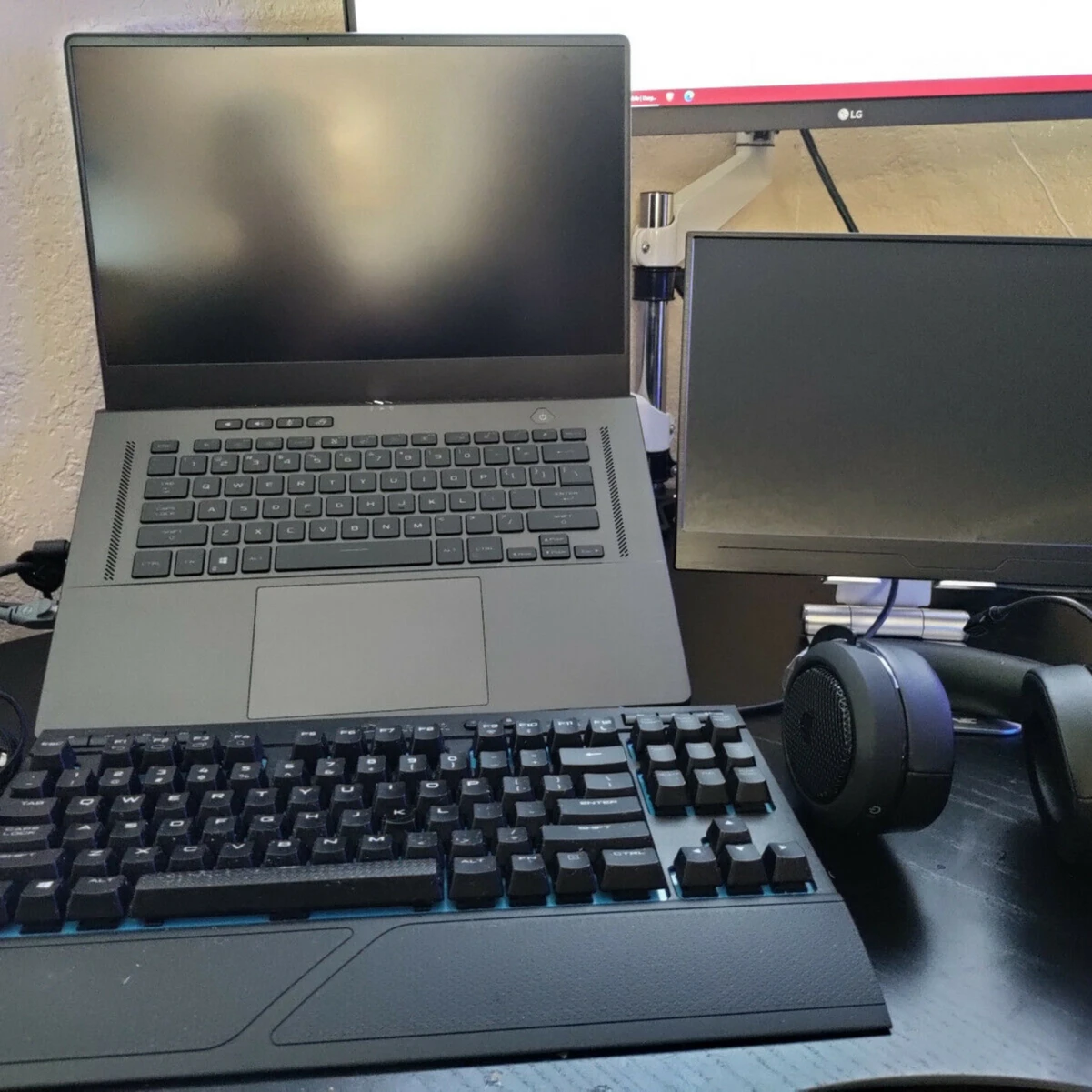 
BRAND NEW Rog Zephyrus G15 GA503Q 40Gb Ram 3080 RTX 2tb ssd 1440p 165hz IPS Panel 
