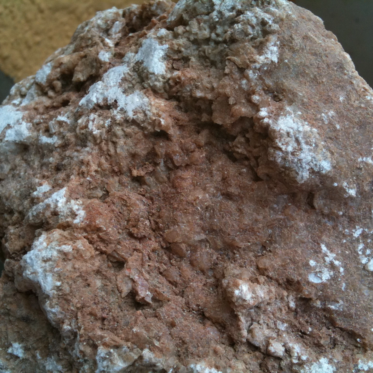 
Low Grade 65% Pure Waterproof Natural Gypsum Price 