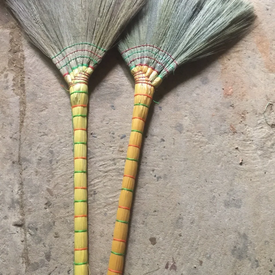 TOP HIGH QUALITY  NATURAL GRASS BROOM /COCONUT BROOM FROM VIETNAM- CONTACT: +84-907 377 828 ( Viber/ whatsapp/zalo)
