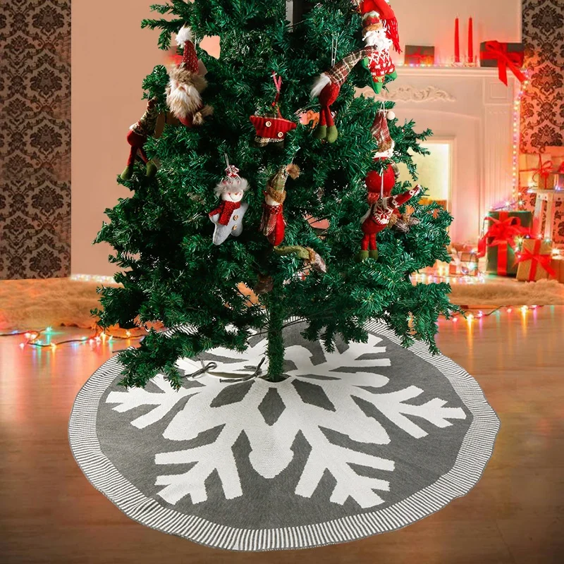 2021 New Christmas Tree Skirt Knitted Snowflake Pattern Christmas Ornament 120cm Red Christmas Tree Skirt