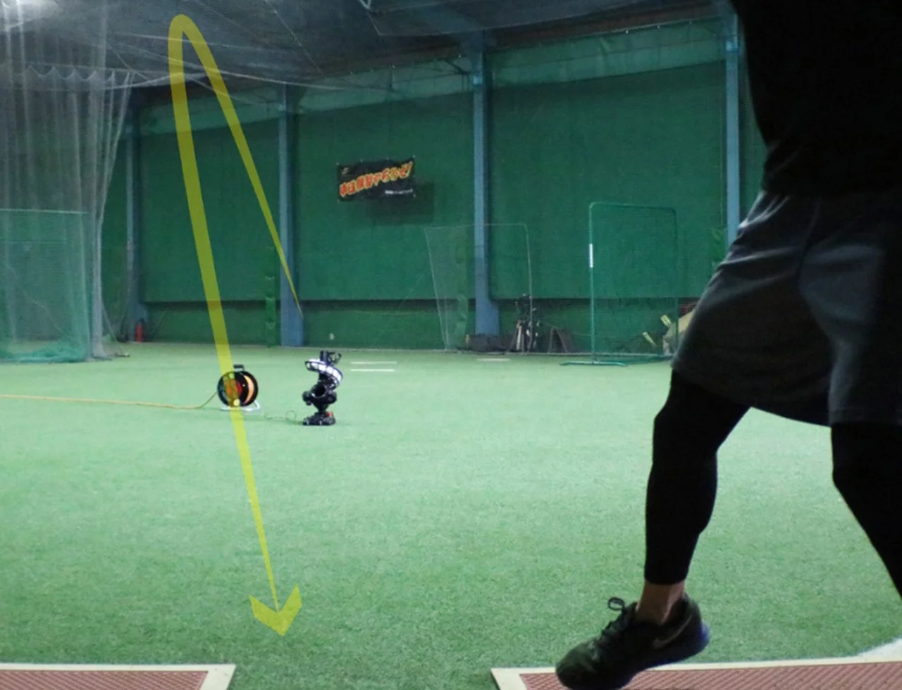 
baseball batting training equipment breaking pitching machine 