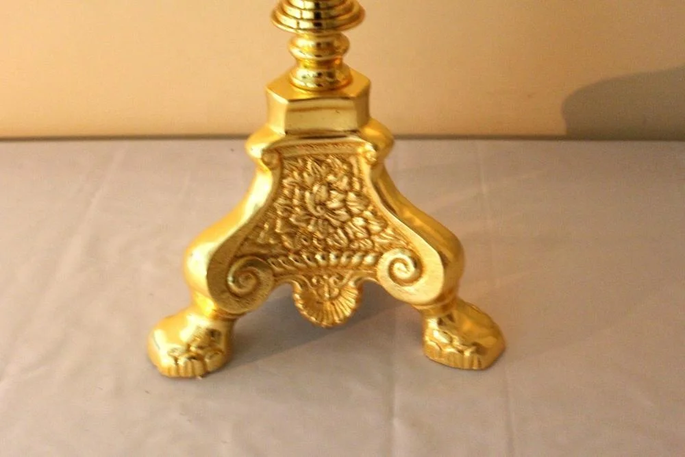 KHAN EXIMPO Gold Royal Design Candle Pillar Stand With Funnel Wholesale