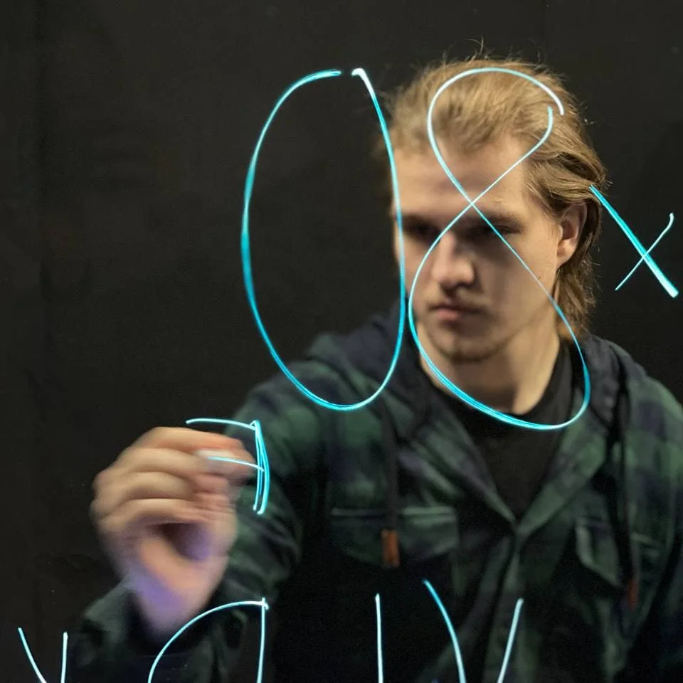 Настольная белая доска (раскладная таблица) для продажи, противоударное прозрачное закаленное стекло, стабильная металлическая рамка, онлайн видео и автономное использование