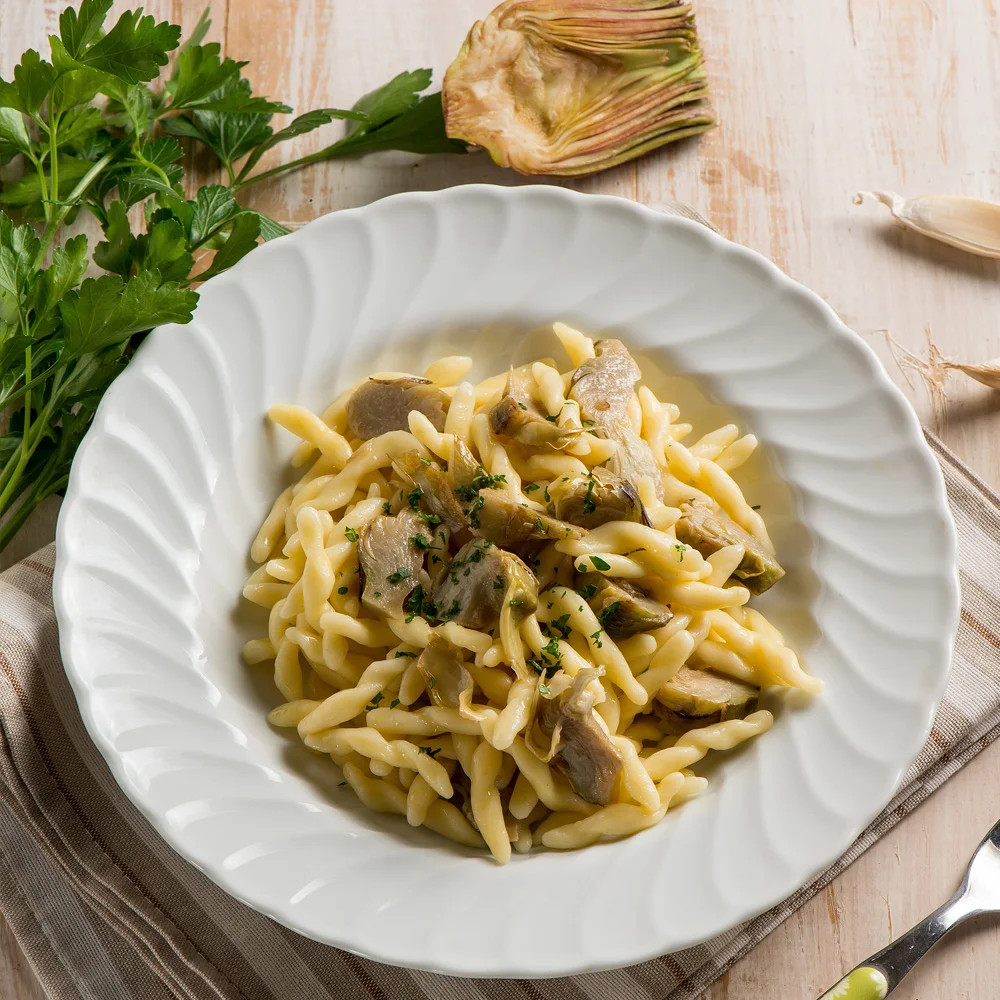 Italian high quality cut artichokes 285g in sunflower oil condiment food glass jar appetizer plates for export