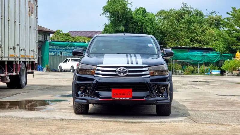 TOYOTA HILUX SMART CAB 2WD From Thailand Used Cars yr2017