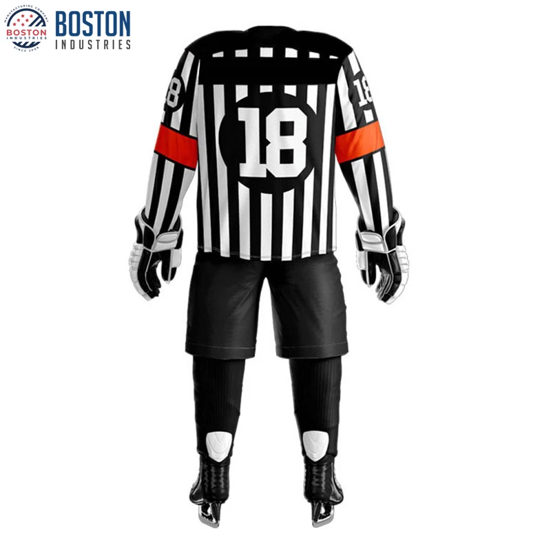 Командная форма с сублимационным названием для хоккея шайбой на заказ