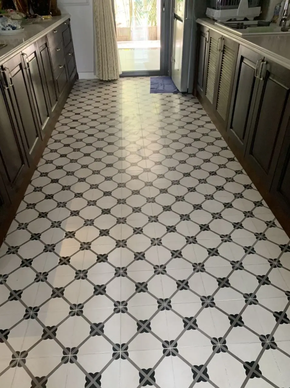  Цементная керамическая плитка 200x200x16 мм для установки пола