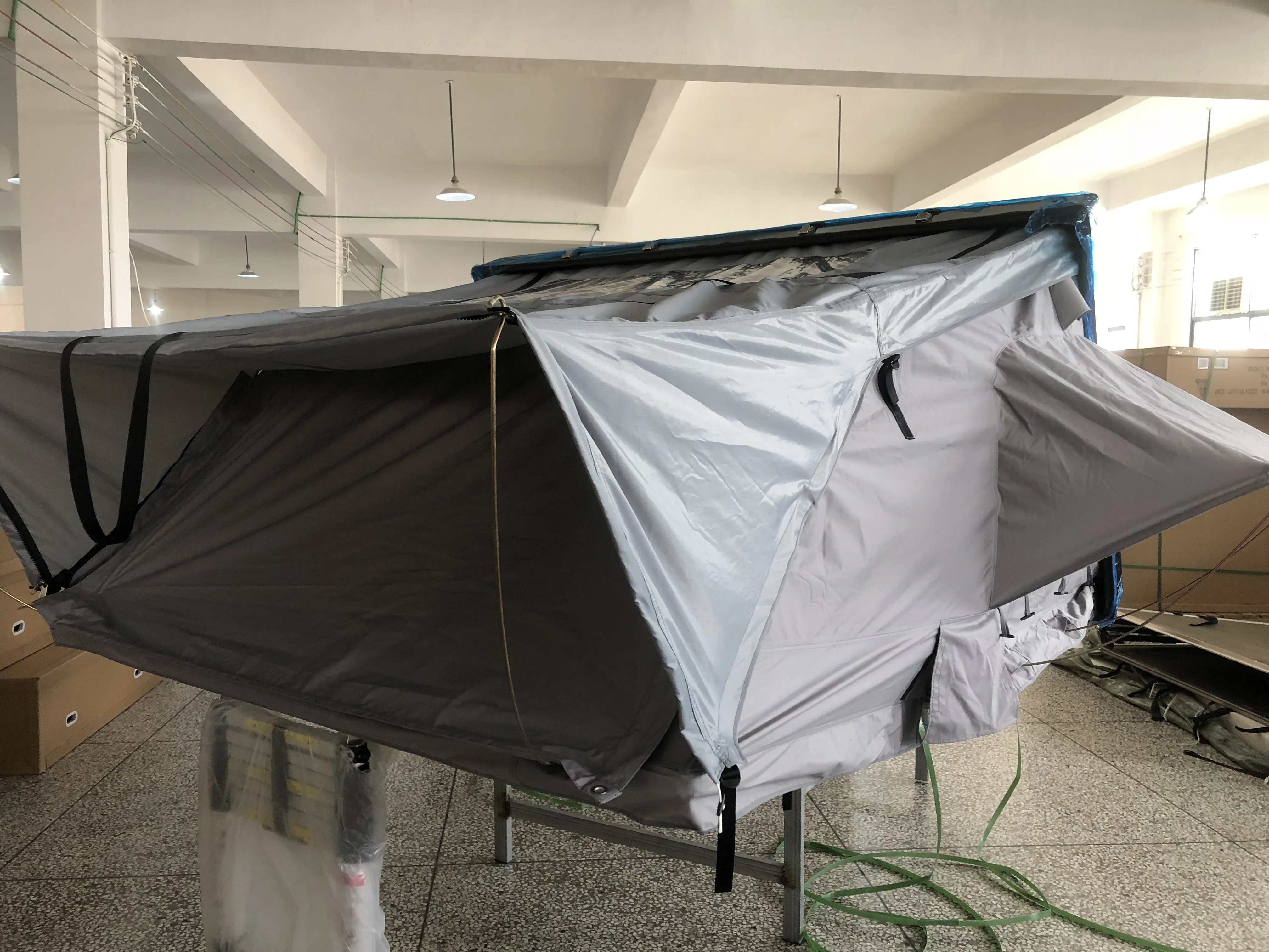 2022 hard shell car roof tent king size ABS hardtop roof camping trailer tent