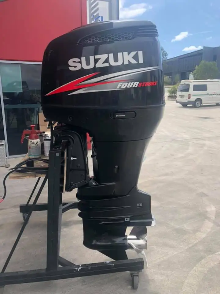 250hp suzuki  2.jpg