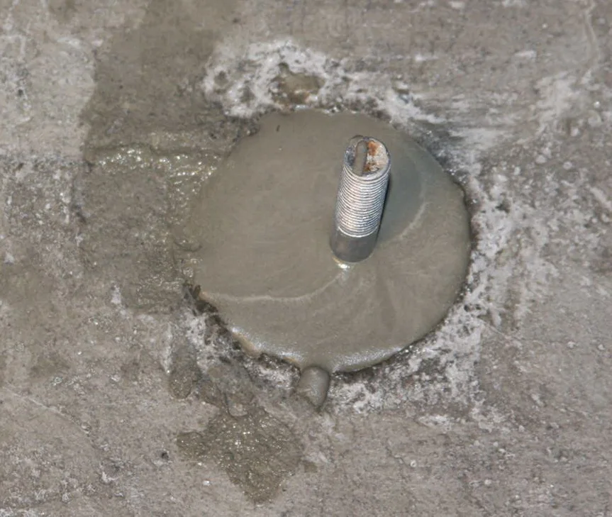 Закрепляющие болты в бетоне и заполняющие трещины соединения-VFix Epoxy