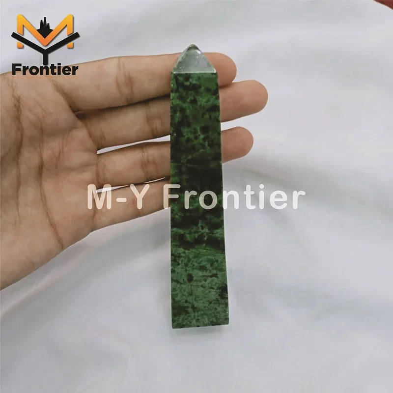 Натуральные нефритовые башни ручной работы полированный Кристалл OEM из пакистанского хрусталя.