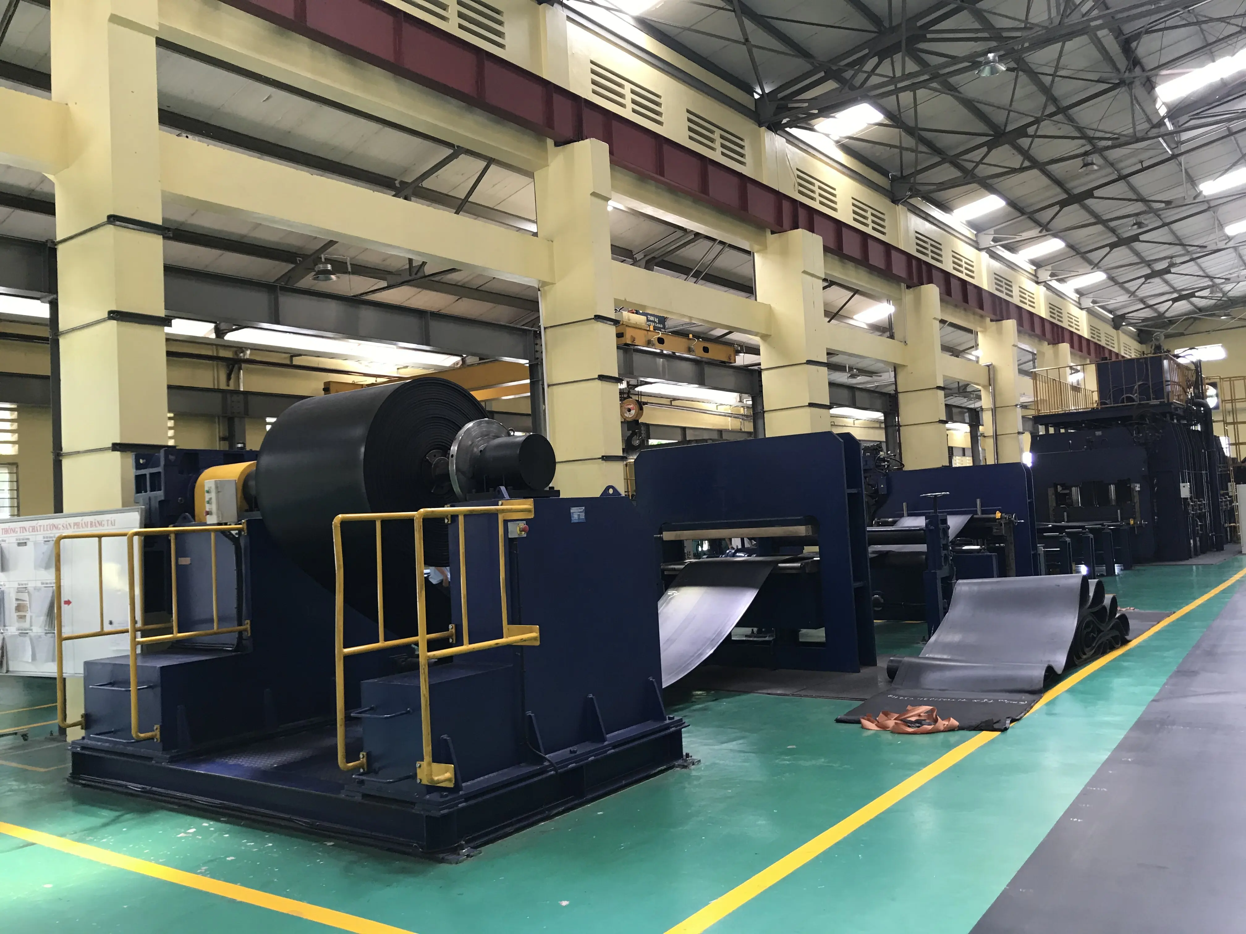 Разумные цены Резиновая конвейерная лента с термостойкостью 180 знаменитый бренд из Вьетнама стандарт ISO 9001 JIS/DIN