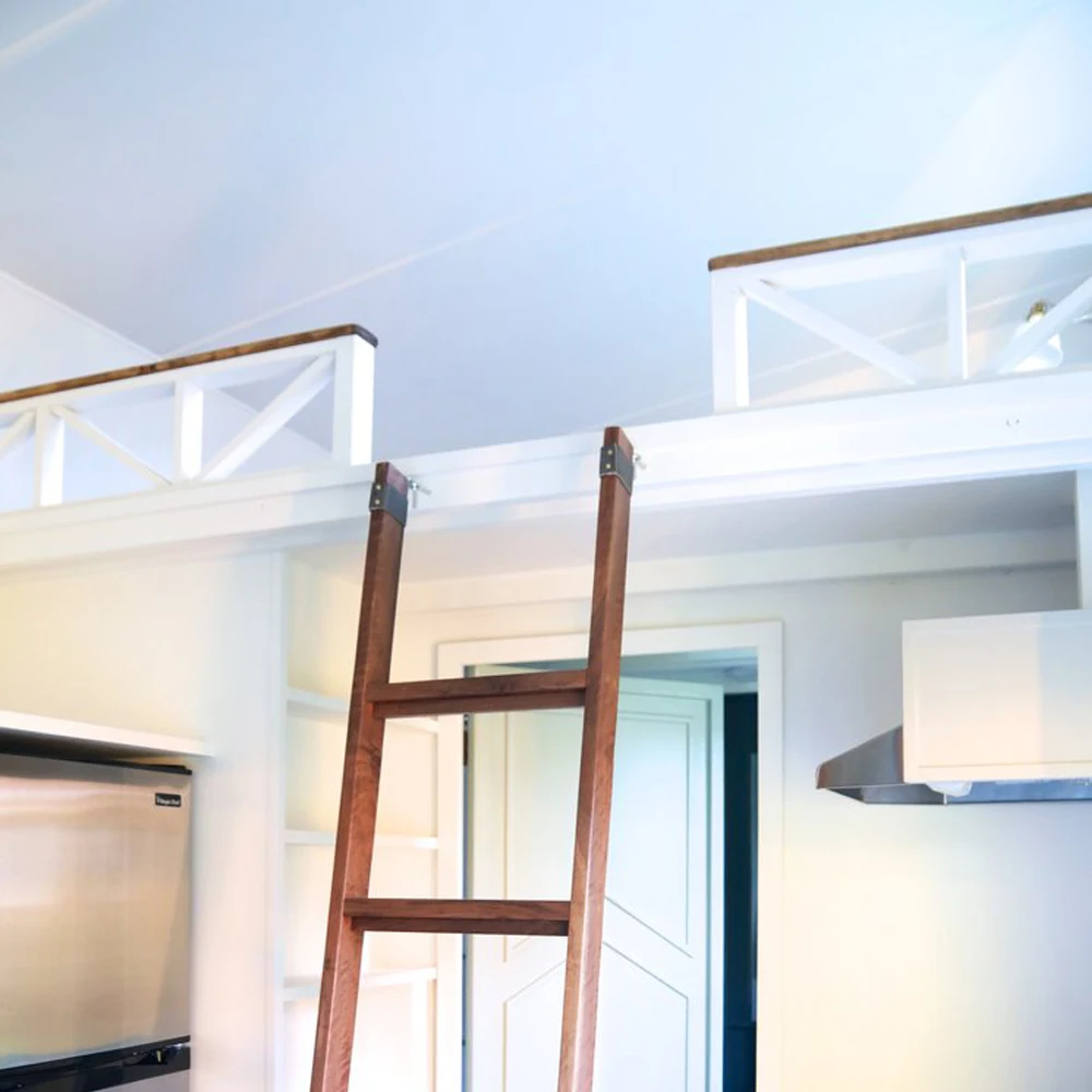 Fu hong portable outdoor luxury mobile prefabricated wooden log cabin tiny home on wheels