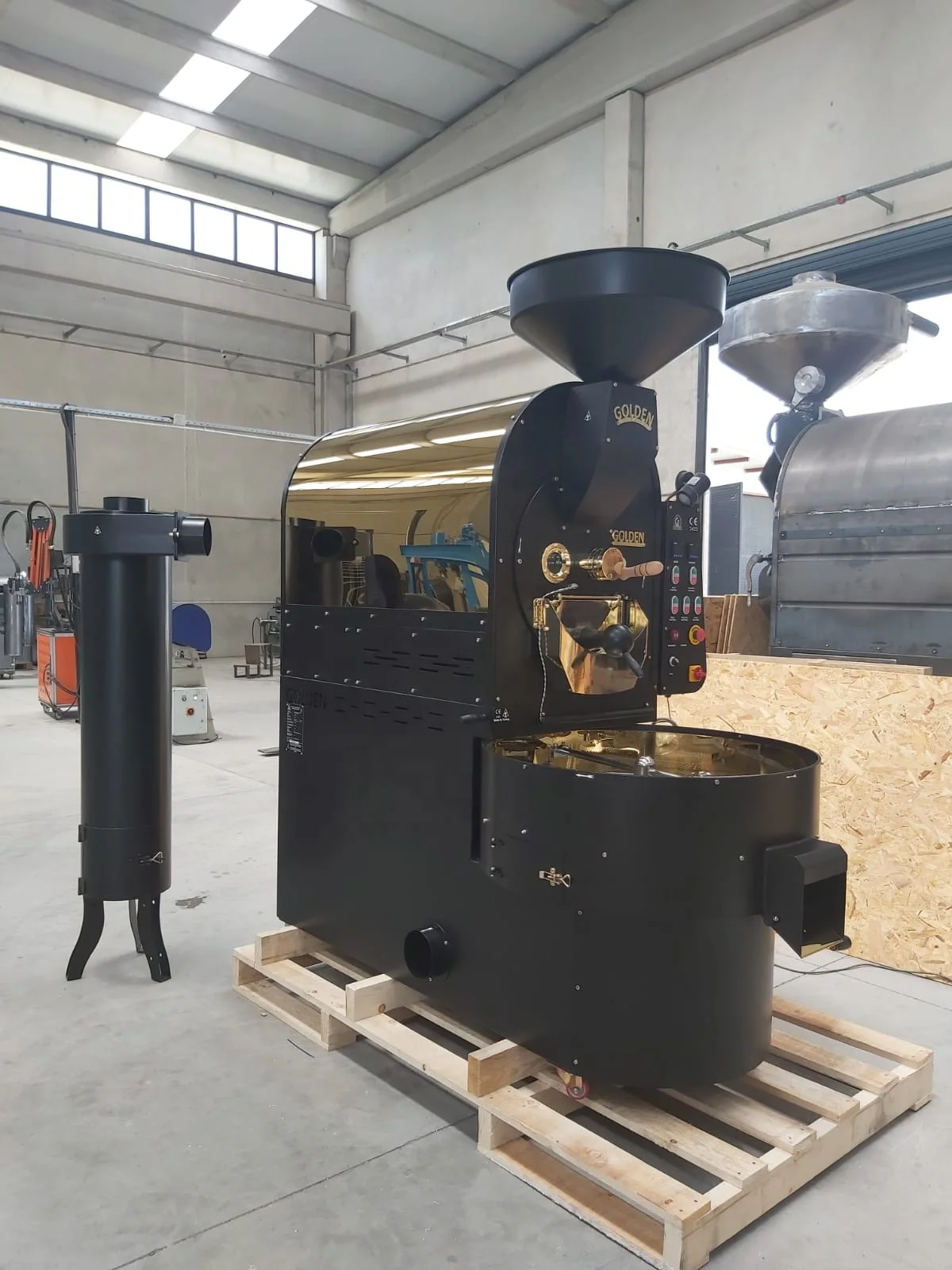
GR20 Golden Coffee Roaster 20KG Batch Capacity Coffee Bean Roaster Machine LPG/Propan/Natural Gas Heating Source 