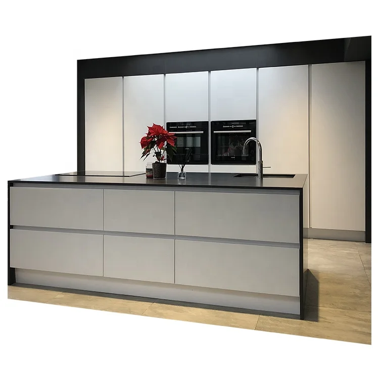Customized Modern Kitchen Cabinet Including Island and Dining Table