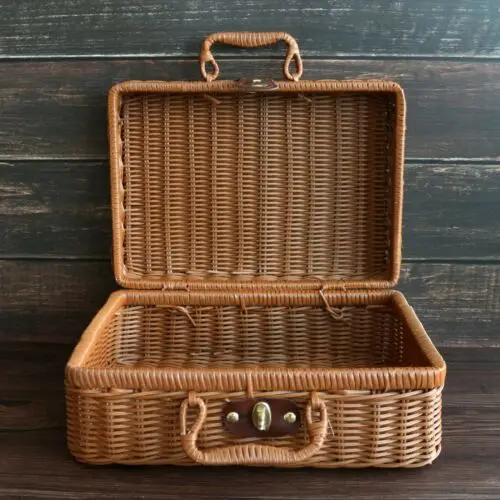 Rattan woven suitcase Kids room home decor Wedding gift box straw bag suitcase briefcase Made in Vietnam