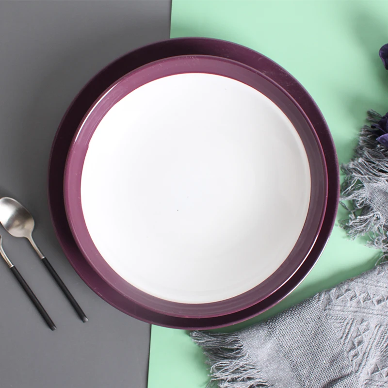 Набор посуды с подсолнухами и шейкером для соли перца