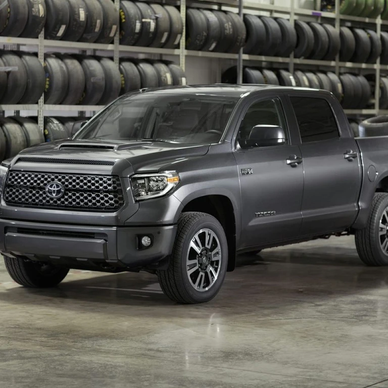 
Tundra SR5 Crew Max 5.7L 4WD 