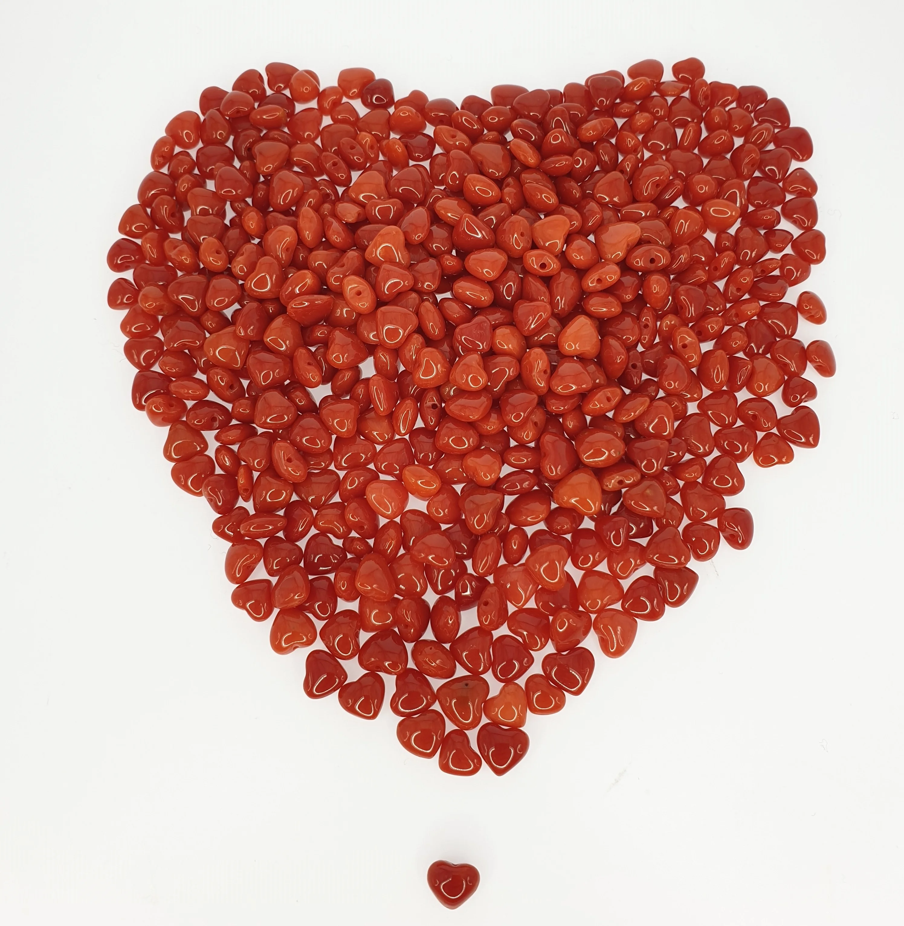 
RED CORAL HEART 8-9 MM 