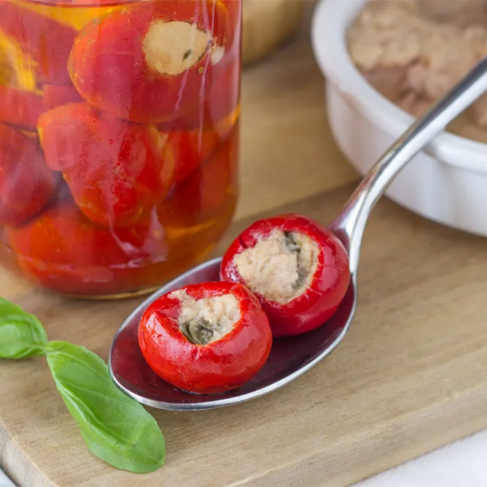 Премиум-качество, типичный итальянский Чили с тунцом в масле 340 г