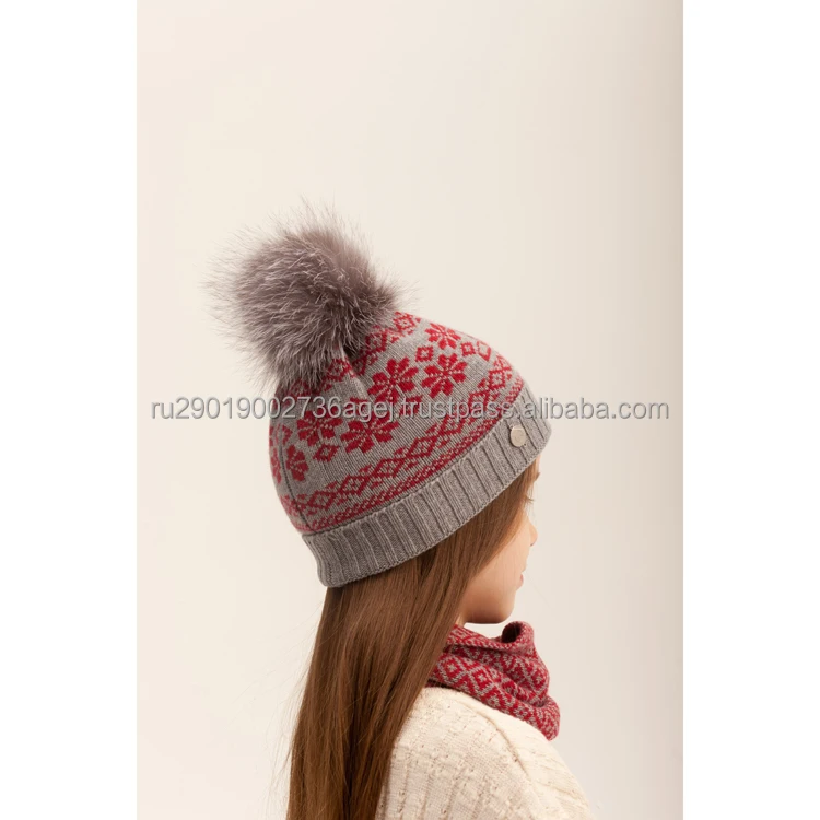High quality knitted hats for winter hand crafted in traditional style manufacturer prices down knitwear