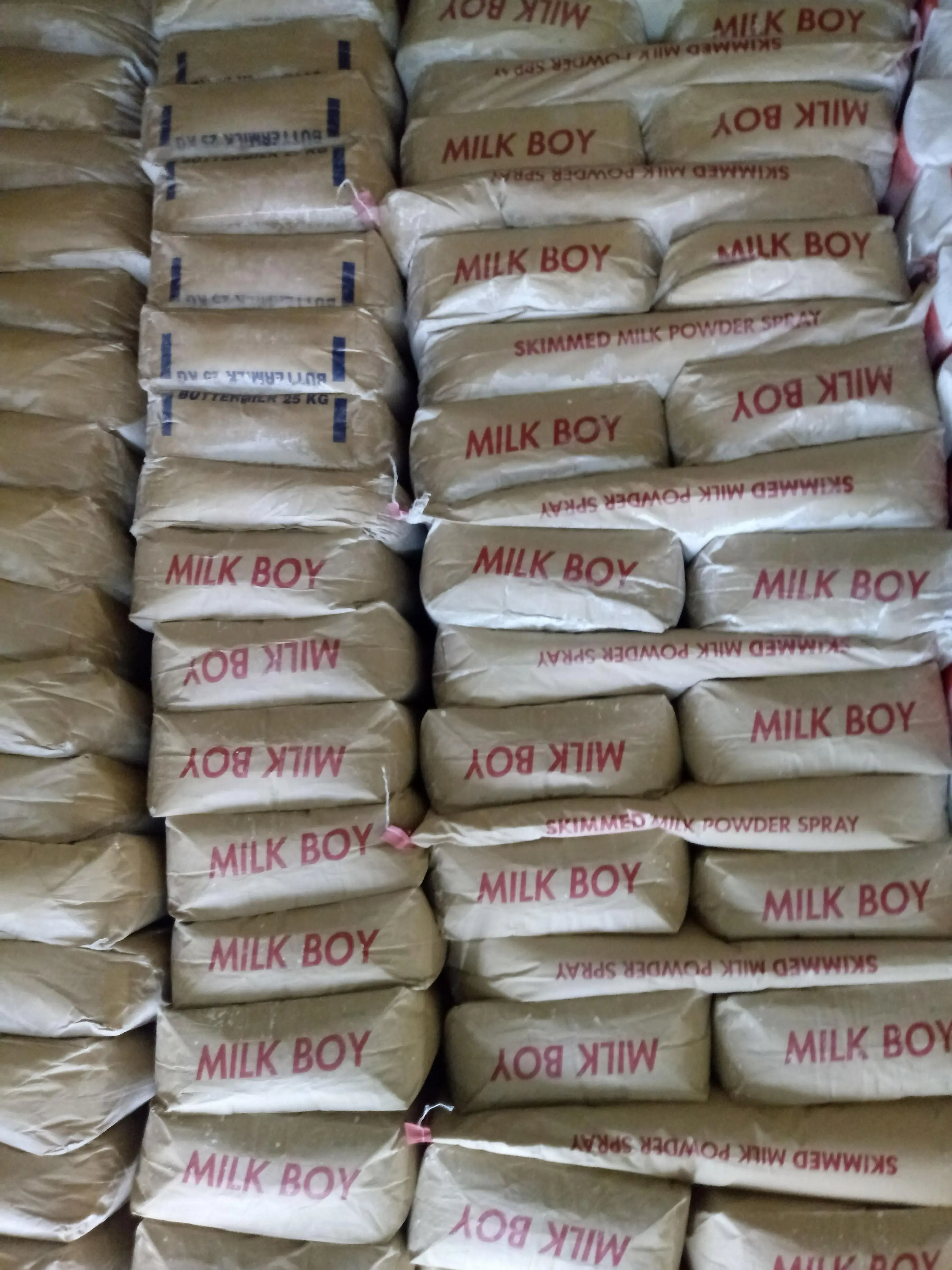 buy high quality Milkboy Skimmed Milk in bulk