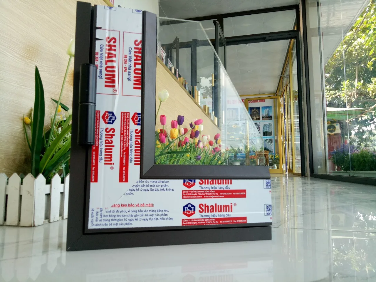 Shalumi Best Selling Black Anodized Aluminum Profile in Vietnam for Window and Door