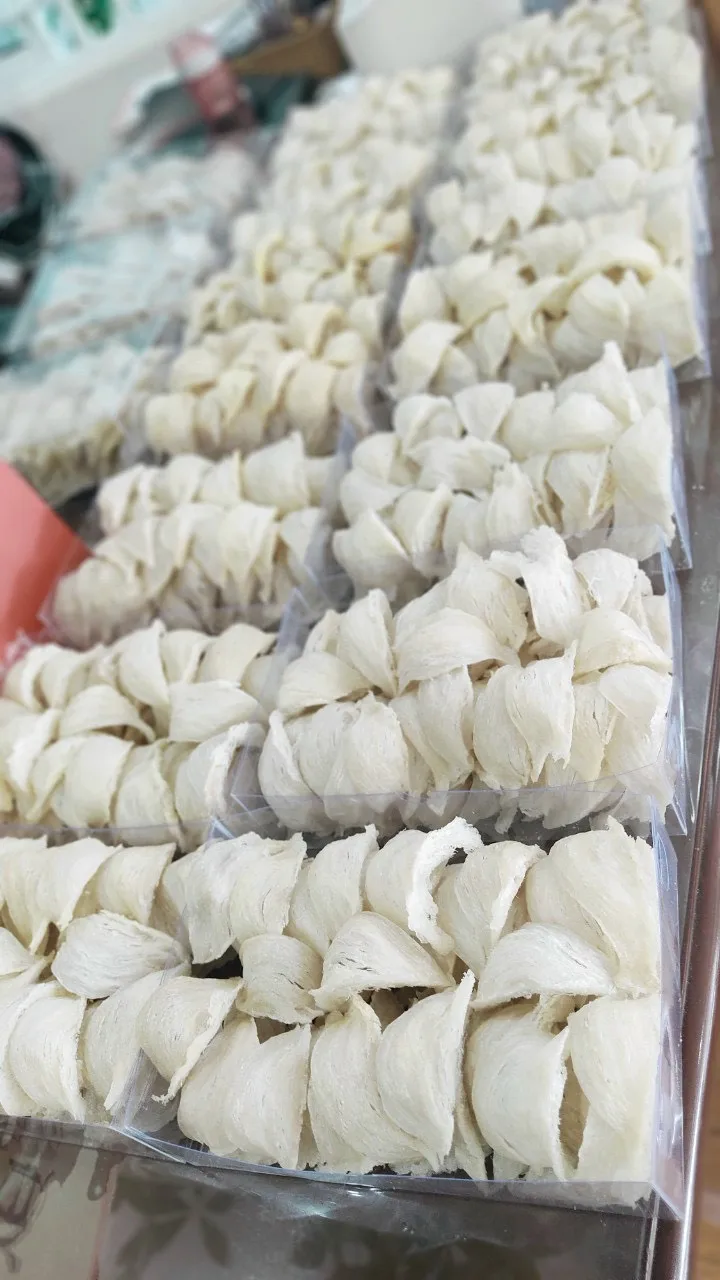 Hot Sale!! Pure Natural Cleaned Cool Dry Storage Food Edible from Vietnam Origin Bird Nest