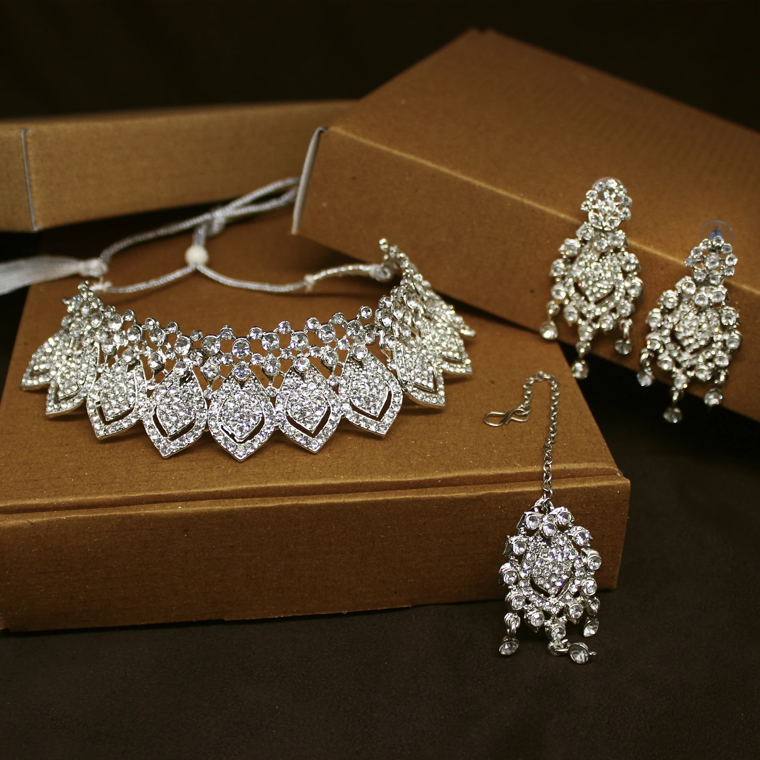 Alex Jewellery - Silver plated Australian Diamond Choker Necklace Earring with Maangtikka Jewellery Set For Women & Girls.