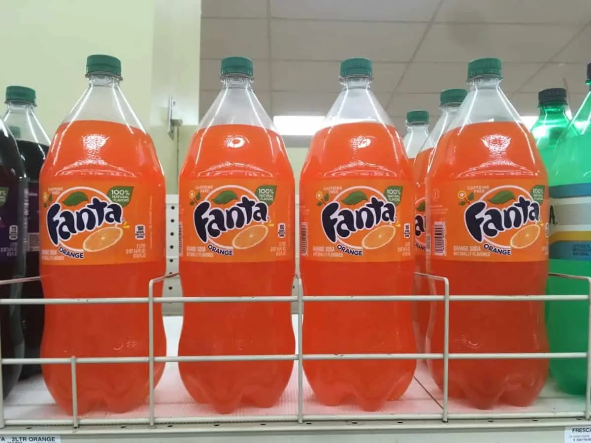 Fanta--Strawberry and Kiwi--330ml / Wholesale Price