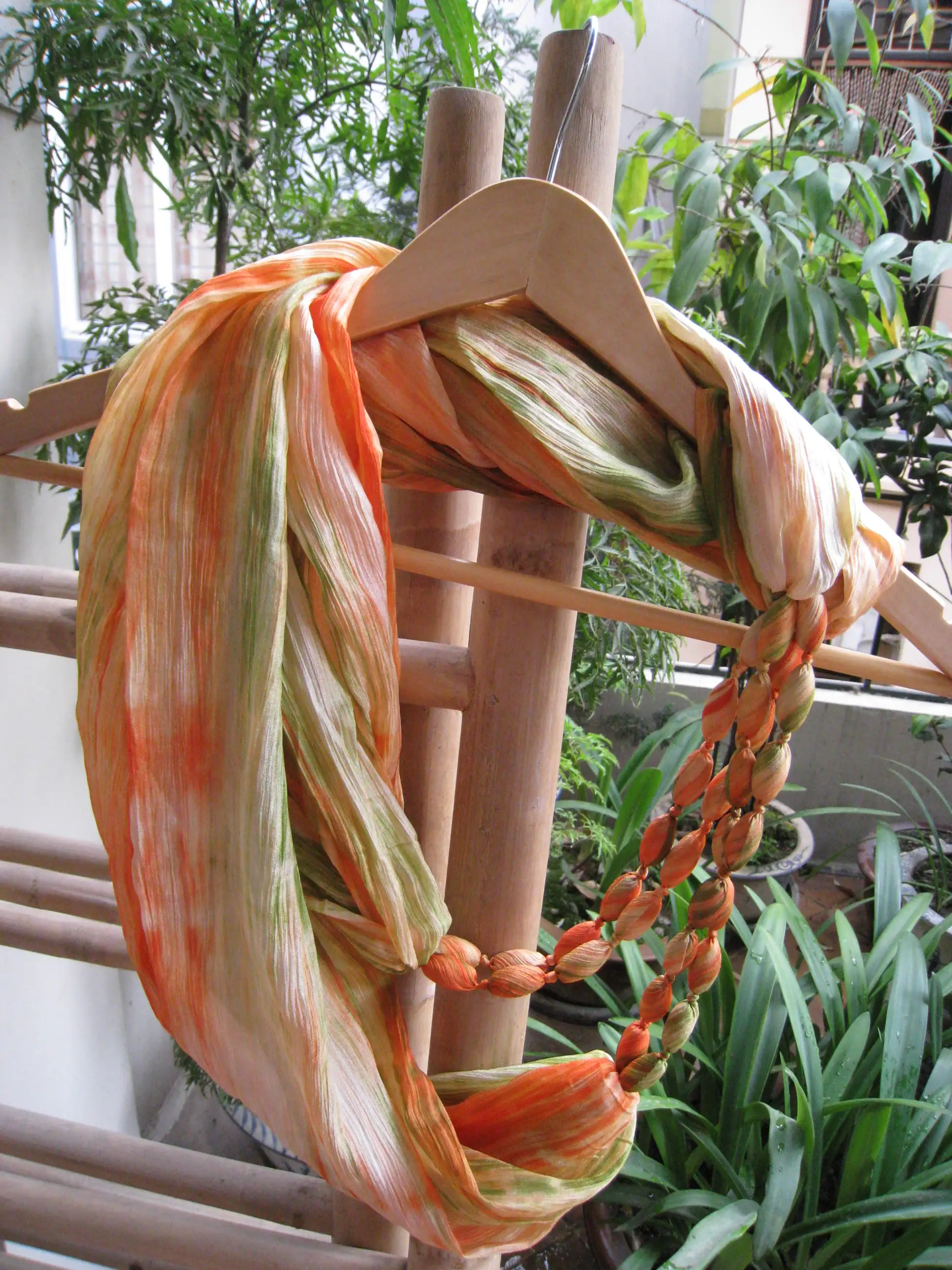 High Quality Necklace Scarf, 100% Vietnam Silk- Loop with Wooden Diamond Beads - OEM, ODM - Fashion Silk Necklace Scarf