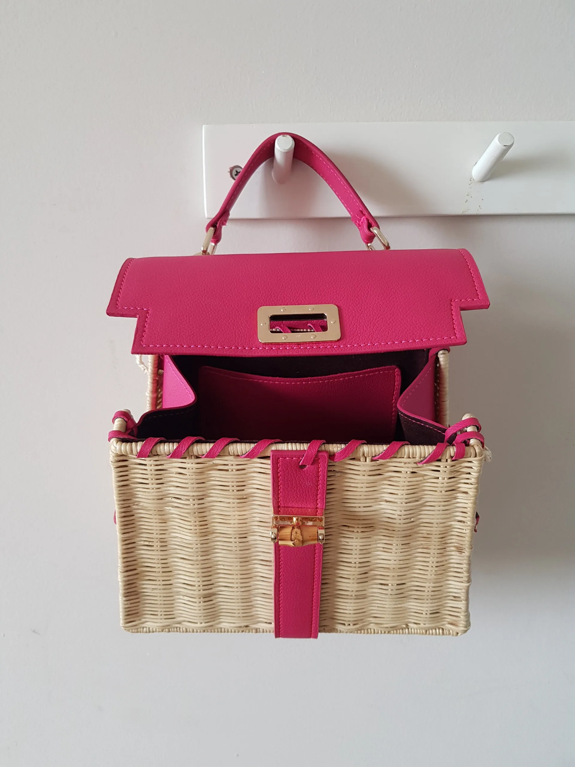 Custom Price Brand OEM ODM Lady Fashion High-end Leather Rattan Bag