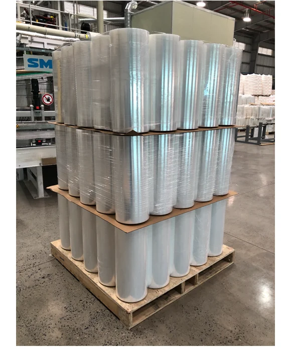 Roll for Stretch Wrapping Film /rolo De Filme Pe Transparent Packaging Film Easy Packaging Soft Many Products Excellent GIATHAN