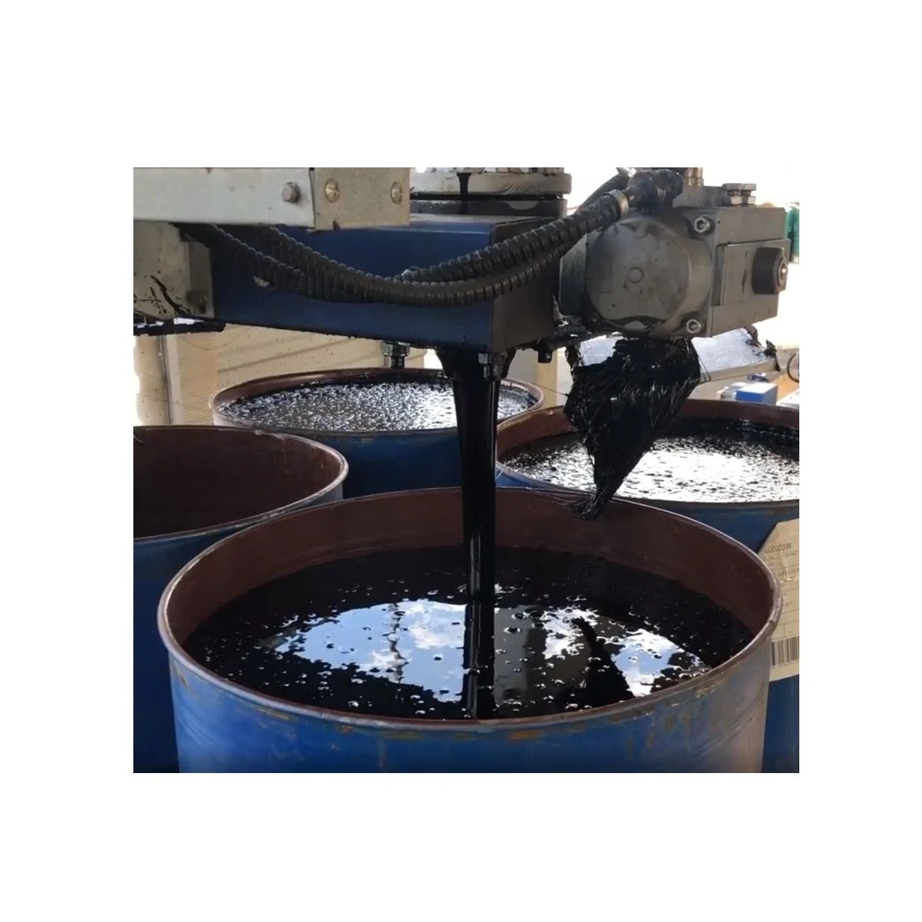 Стальной барабан, полимерный модифицированный битум, оптовая продажа, российский асфальтовый битум в бочке «Bitunova»