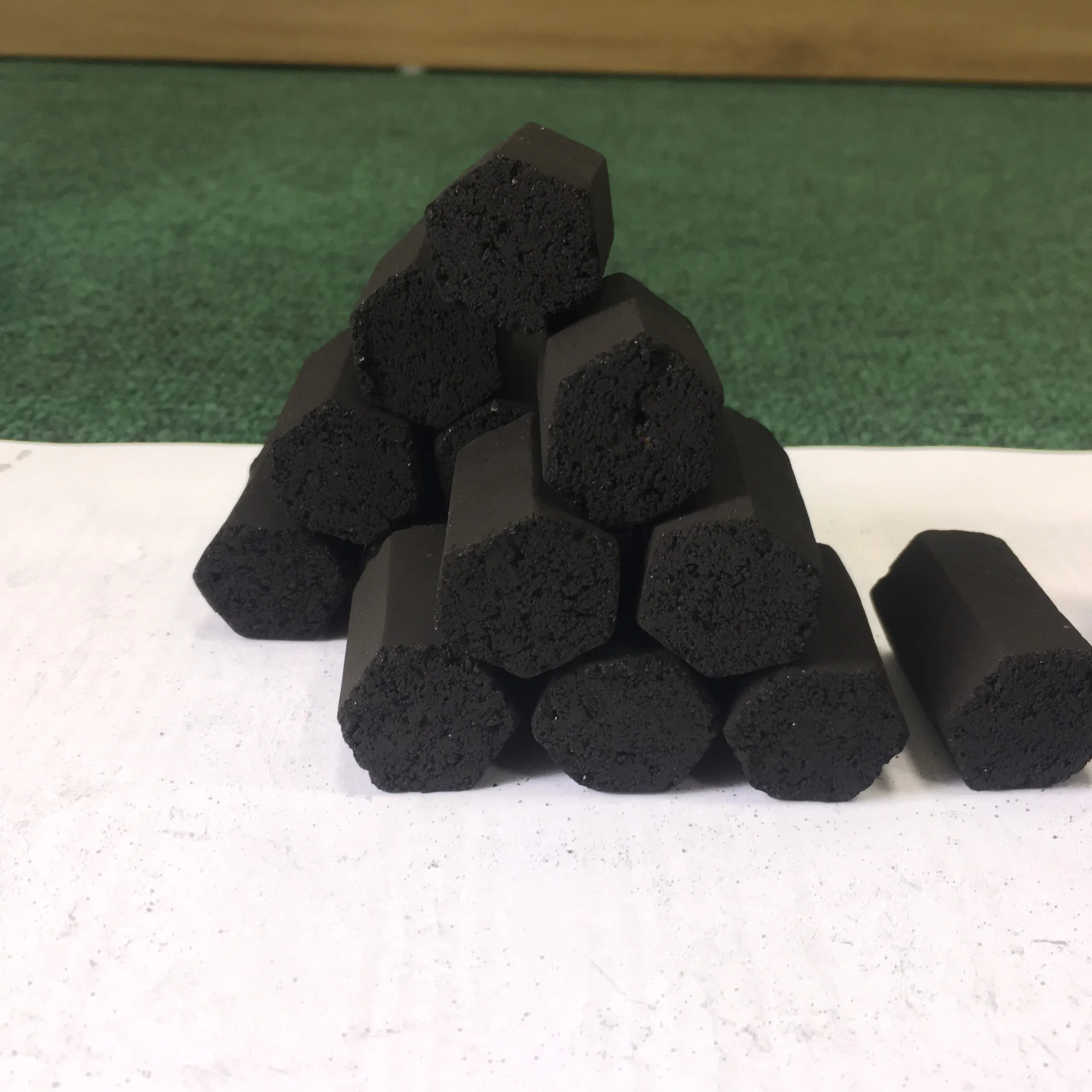 High Quality Vietnam 100% Coconut Charcoal Shisha  +84 911 735 511